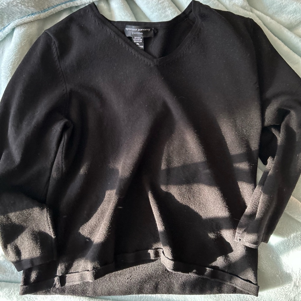 Cropped long sleeve shirt